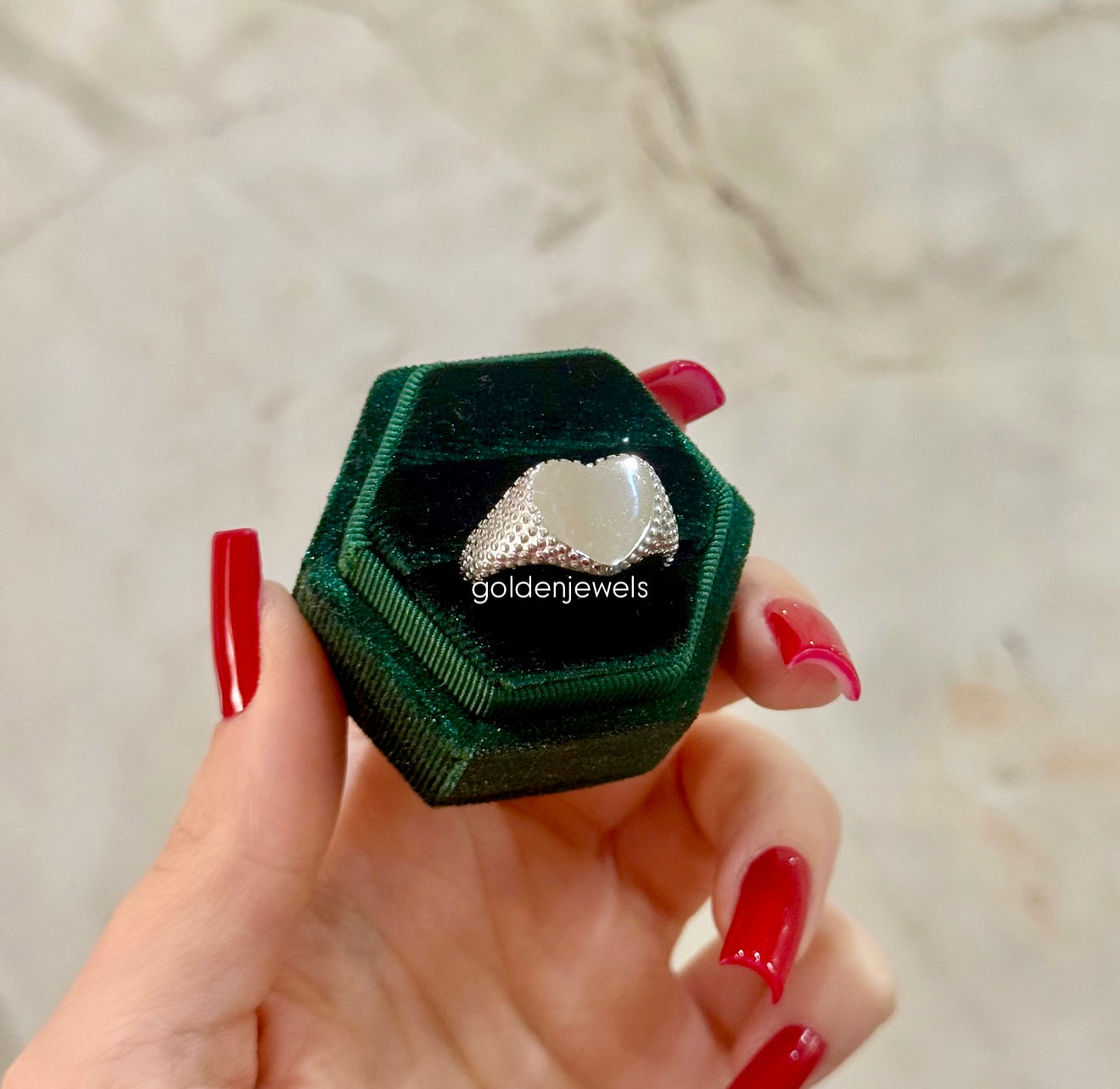 Anello Cuore Inciso - Golden Jewels