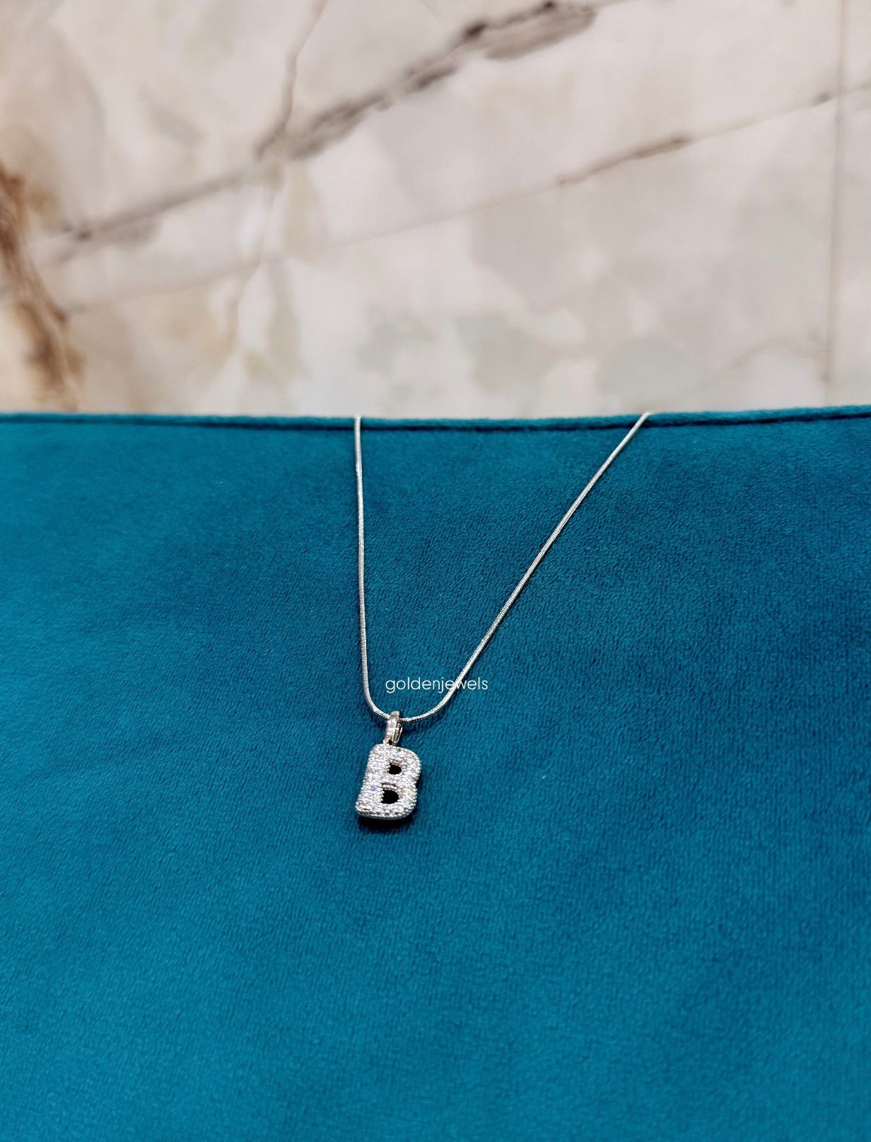 Collana Iniziale Pavé - Golden Jewels